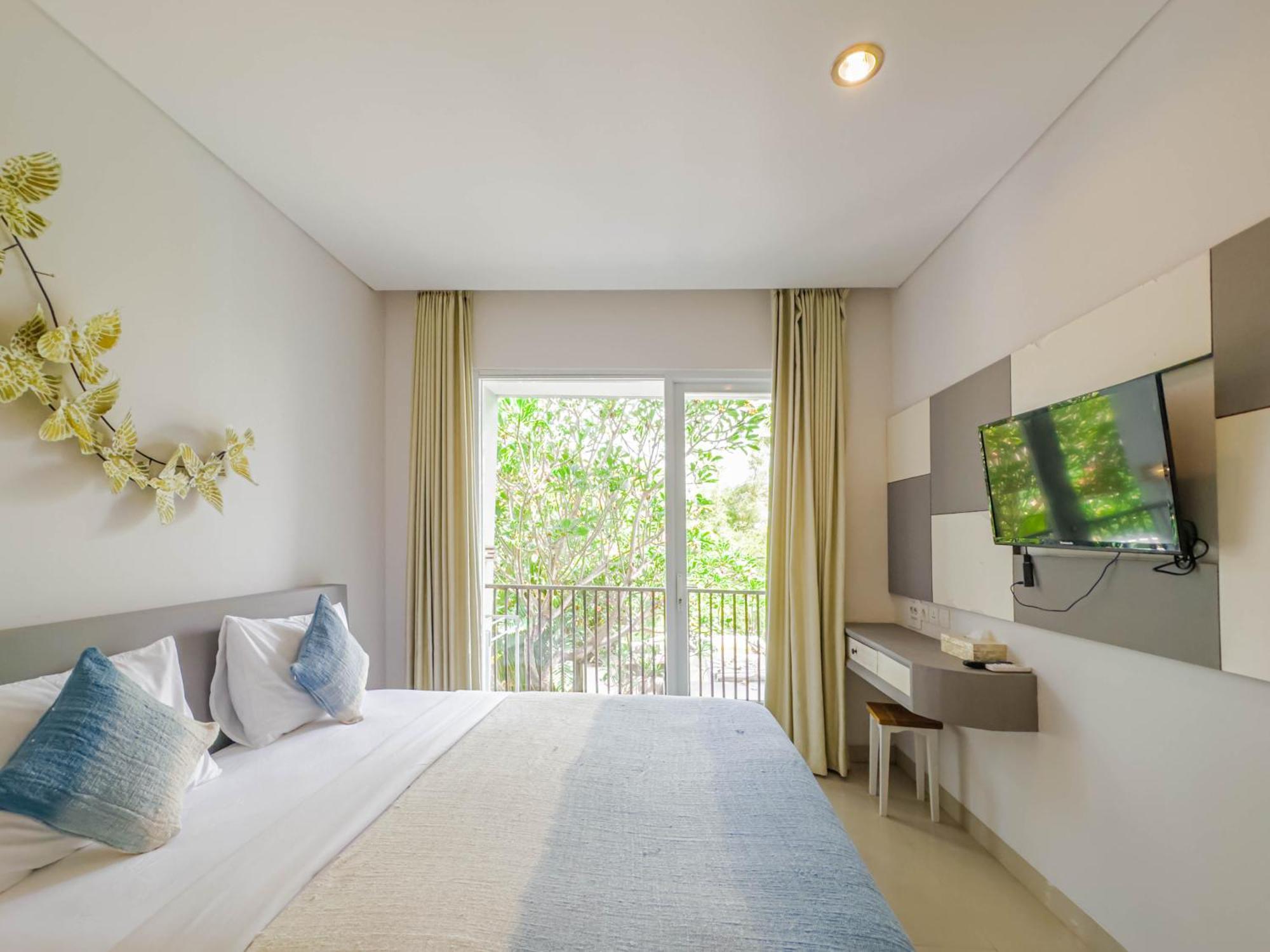 Hola Hotel Seminyak (Bali)