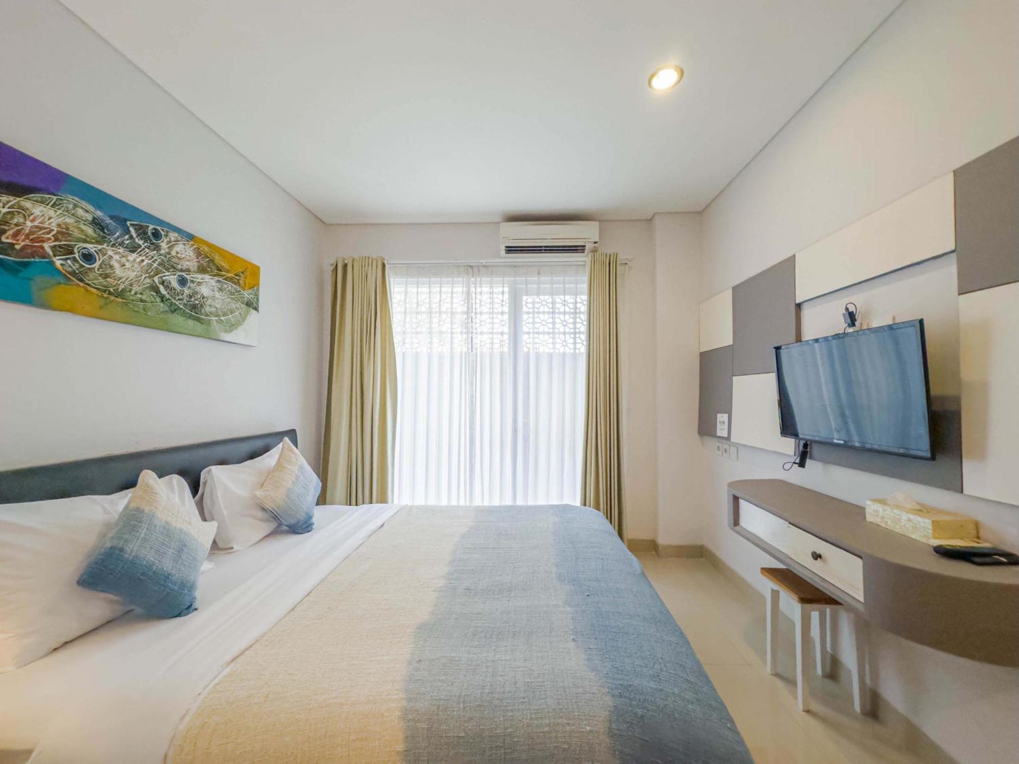 Hola Hotel Seminyak (Bali)
